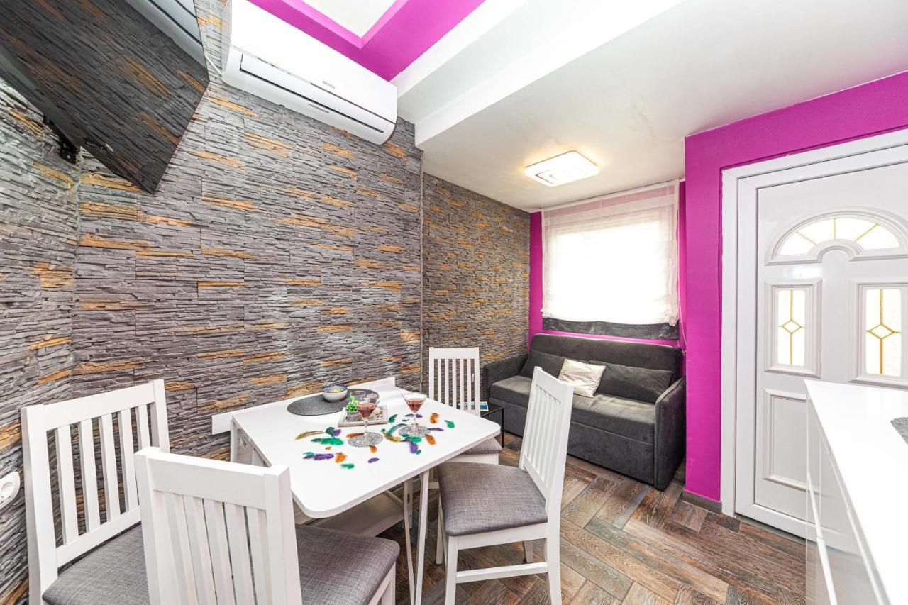 Apartments Keka Kaštela Kültér fotó