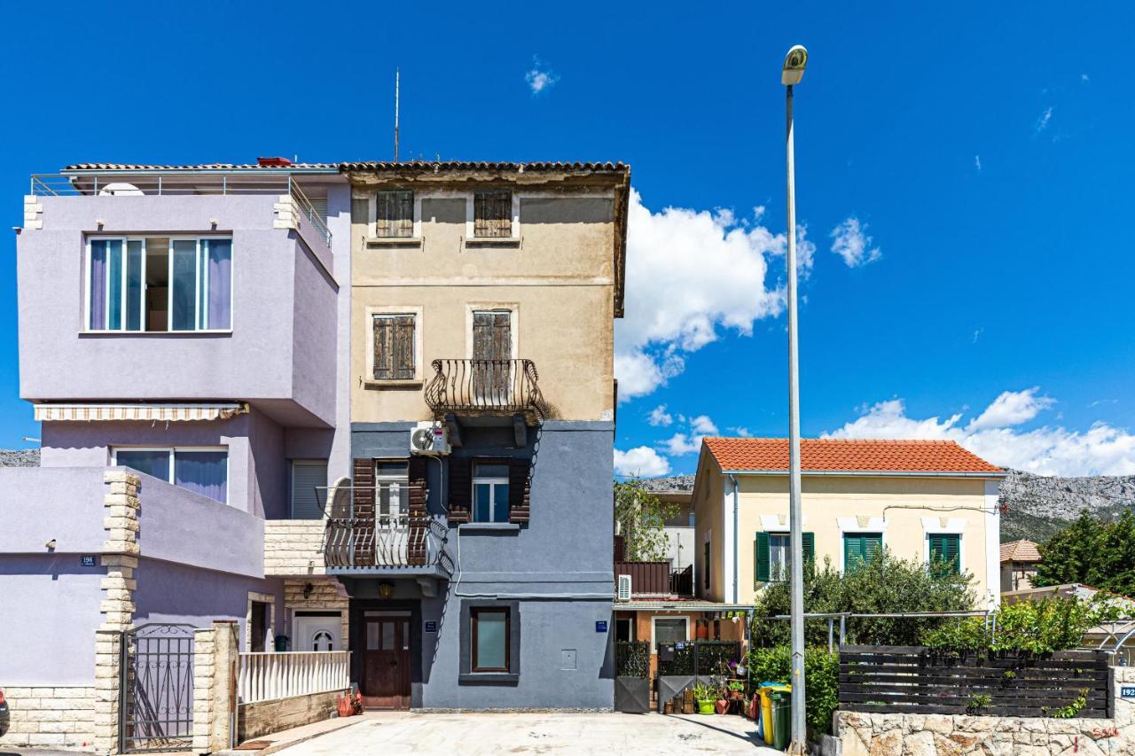 Apartments Keka Kaštela Kültér fotó