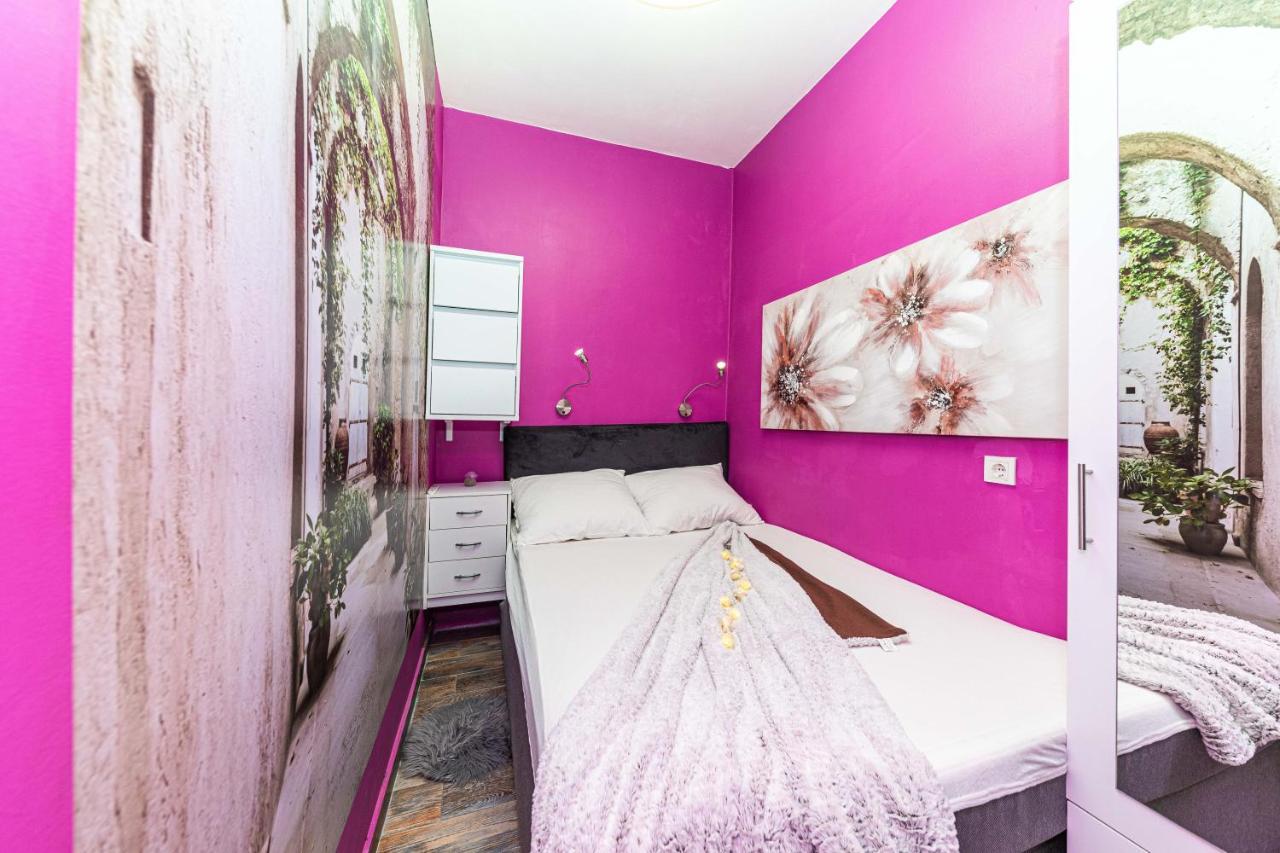 Apartments Keka Kaštela Kültér fotó