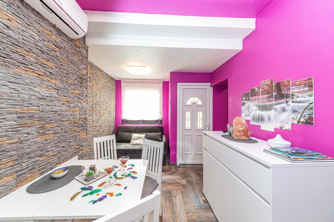 Apartments Keka Kaštela Kültér fotó